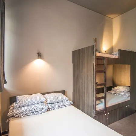 Hostel 110hostel *